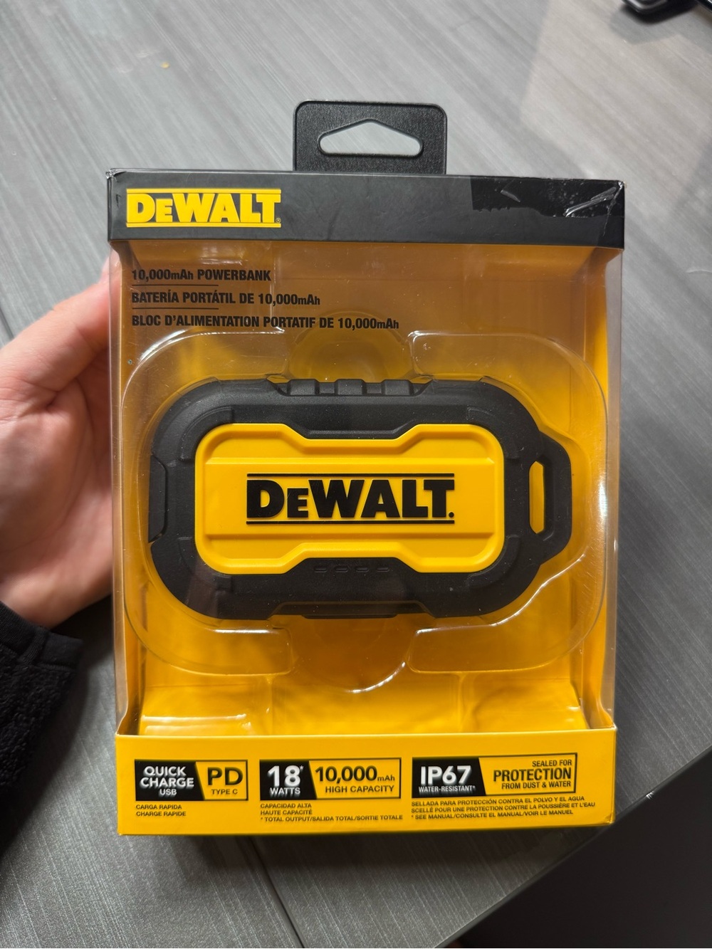 DeWalt Water Resistant Power Bank IP67